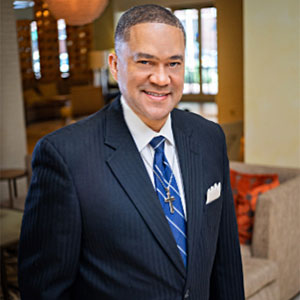 Dr. Derek Leonard